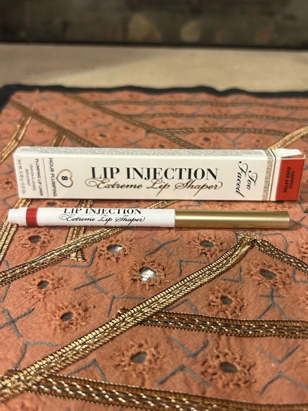 Too Faced Lip Injection Extreme Lip Shaper Plumping Lip Liner